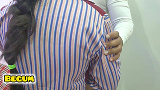 Desi School GF Ki Chudai Dost Ke Flat Par.