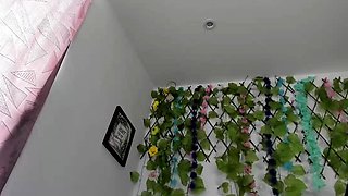 Big boob brunette masturbates on webcam