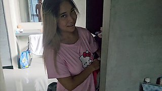 Morning hook-up with pretty blonde Aka Love Hard in their everyday life