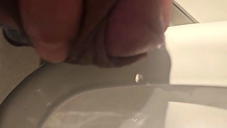 long piss at public restaurant toilette
