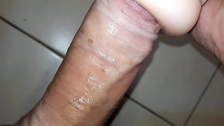 Horny Man Wanking Cock Him Flashlight Anal in Bathroom - Soloxman