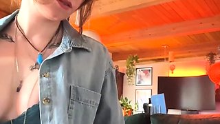 TheIvoryFox Elf Gets Creampied By A Stranger Onlyfans Video