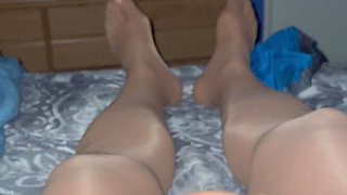 Jacking off In nylons