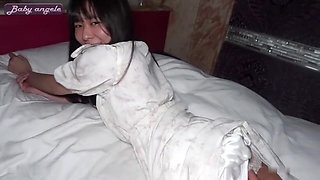 Face Reveal - Aspiring Caregiver with a Curvy Figure Gets a Creampie