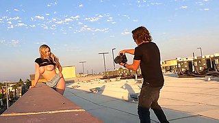 blonde lave her solo masturbate