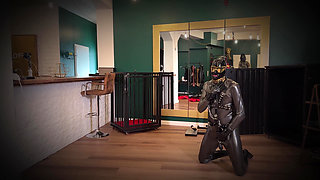 Ava Fetish-art Puts Perv in the Pussy Smell Hood