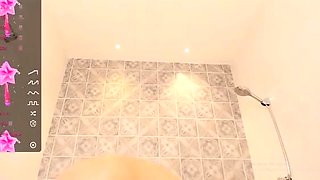 Omege japanese girl with big boobs on cams