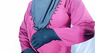 Hot Hijabi Muslim Teen Rims Ass and Fucked Hard By Bhaijaan