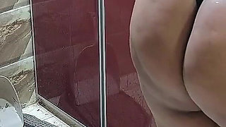 Arab Cuckold Watches His Wife Getting Fucked by a Brown Wild Dick