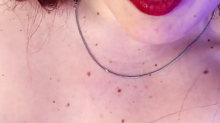 I'm Having an Orgasm with My New Vibro!