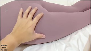 中出瑜伽女教练把白酱骑出来creampie Yoga Girl