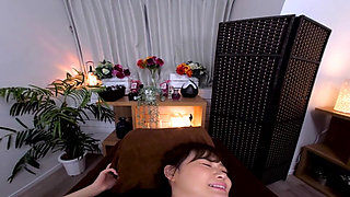 Came in for a Massage, Brought to Orgasm. She Kept Cumming… 2/2