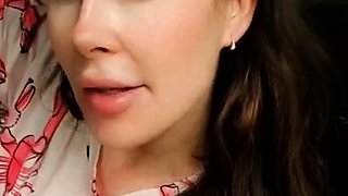 Heidi Foxx aka heidivandertrump OnlyFans - Just woken up