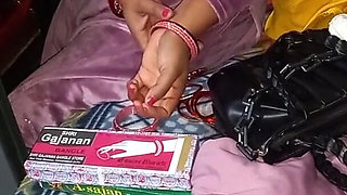 Panjabi Bhabhi Having Change Her Dress.