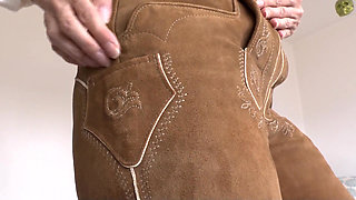 Bavarian Lederhosen: Be My Ass-sniffer and Cum, Lady Victoria Valente