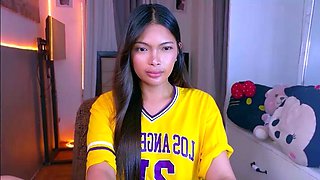 Amateur Webcam Chick Masturbates On Webcam More at