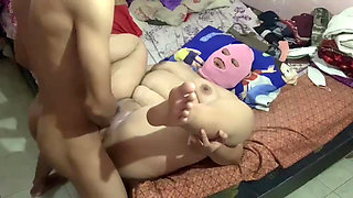 The first time a woman has sex with a man who has a swollen ankle