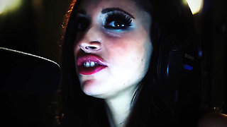 Tamara Grace Is the Hottest Slut in the Room