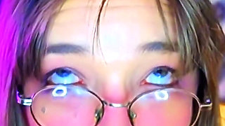 MILF Trans Girl Give the Best Blowjob