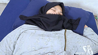 Asian Hijab Stepsister in Law Ask to Teach Her How to Enjoy Big Dildo - Minokiiko