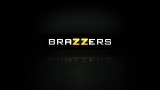 Shay Fox's First Anal With Shay Fox, Keiran Lee - Brazzers