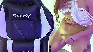 Lovely Amateur teen brunette masturbating outdoor