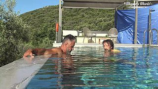 Behind the Scenes of All Natural MILF Julia North Underwater Soft in the Pool