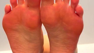 Maitresse Madelines solo foot fetish POV