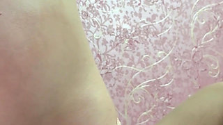 A Pregnant Wife with Contractions Couldn't Stand It and Milked Her Husband Hard During the Contractions