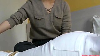 Chinese mom tied by daughter