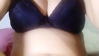 A scratching her did it mmmm.