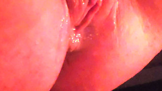 Squirting piss cunt gets fucked nice and hard and pumps juice