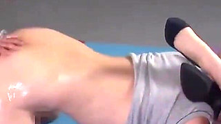 Cunnilingus Like a Butter Dog, Continues to Be Kept Full Erection with Tornado Oil. Part.1