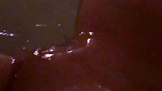 amateur lustywench fingering herself on live webcam