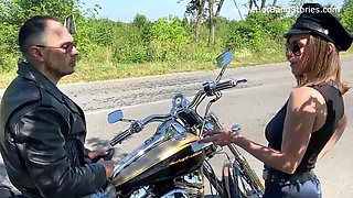 Fucking with the officer: Blowjob, Cowgirl  Missonary Porn