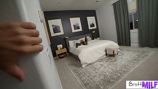 Helping my stepmom fap