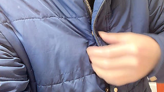 Pee Sexy in Wet Mess Pussy Petite Asian