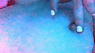 Young amateur teen in solo masturbation getting kinky