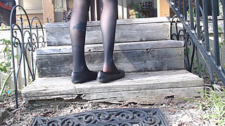 Outdoor Foot Stomping on Stairs in Flats