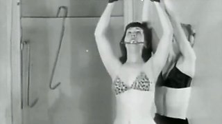 The Girls Tie Themselves Up