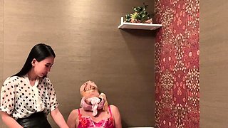 Amateur blonde and brunette lick each other