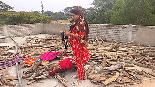 Jija Ne Apni Sali Ko Chhat Ka Upper Choda, Job Sali Dress Sukhaa Raha Tha