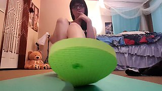 Amateur hottie solo masturbation