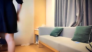 Amateur milf doing a blowjob ending in a facial