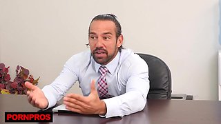 Chloe Temples Cock-squeezing Cooch Helps Her get a Elevate