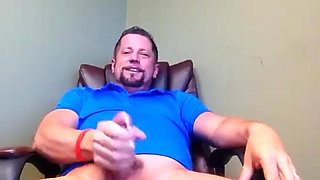 JERKING OFF IN FRONT OF MY COLLEAGUE