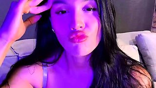 Confident athletic Hanna Miller blowjob video full