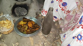 Desi bhabhi ke sath mein night mein Daru Piya