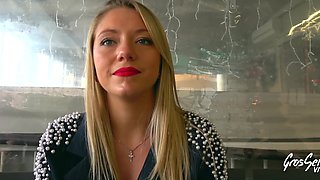 Slutty MILF Ashley Morena asks Nicola Morena to break her pussy on the couch