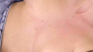 Julia Parker - Round 3 - This Is How I Like It in Bed!